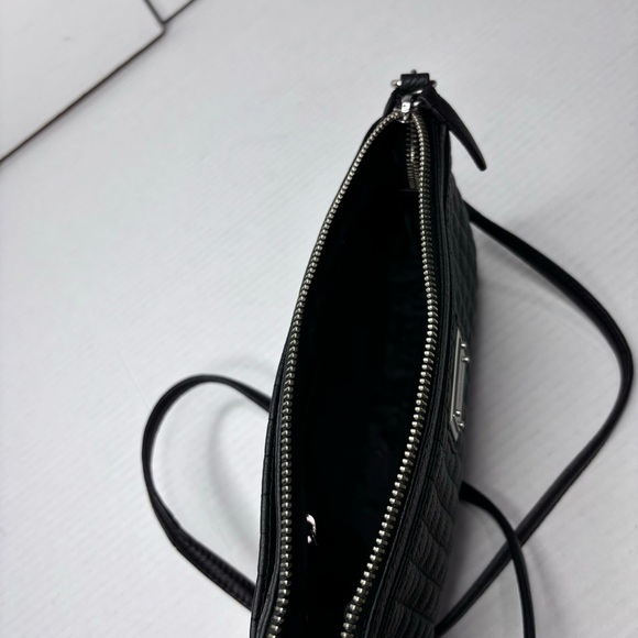 CALVIN KLEIN Black Quilted Hastings Pebble Crossbody - Picture 5 of 8